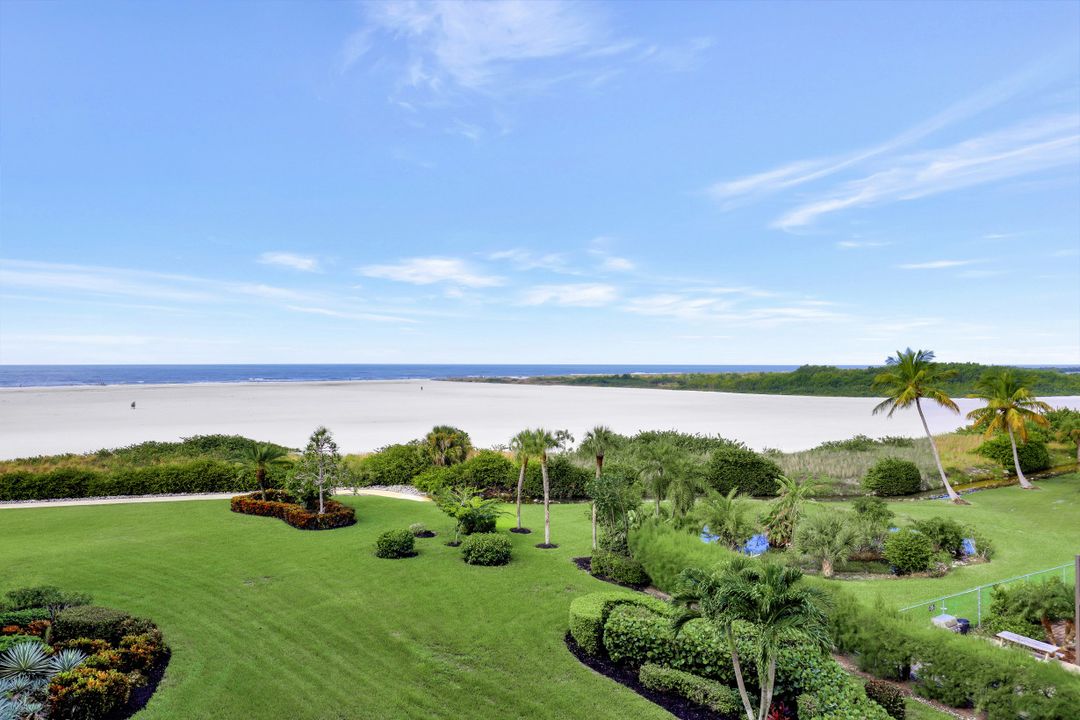 240 Seaview Ct #403, Marco Island, FL 34145