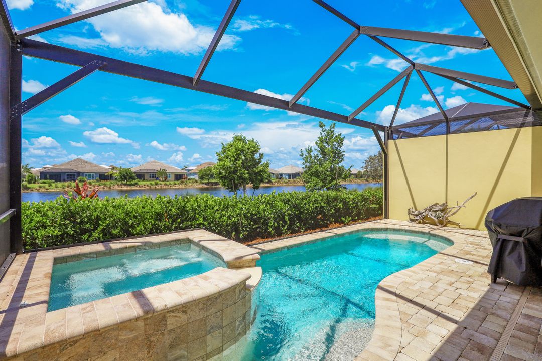 5662 Elbow Ave, Naples, FL 34112