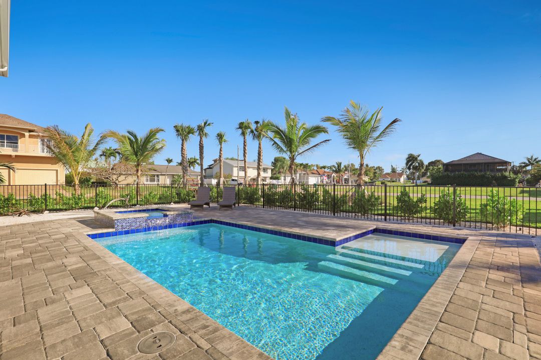 1740 Canary Ct, Marco Island, FL 34145