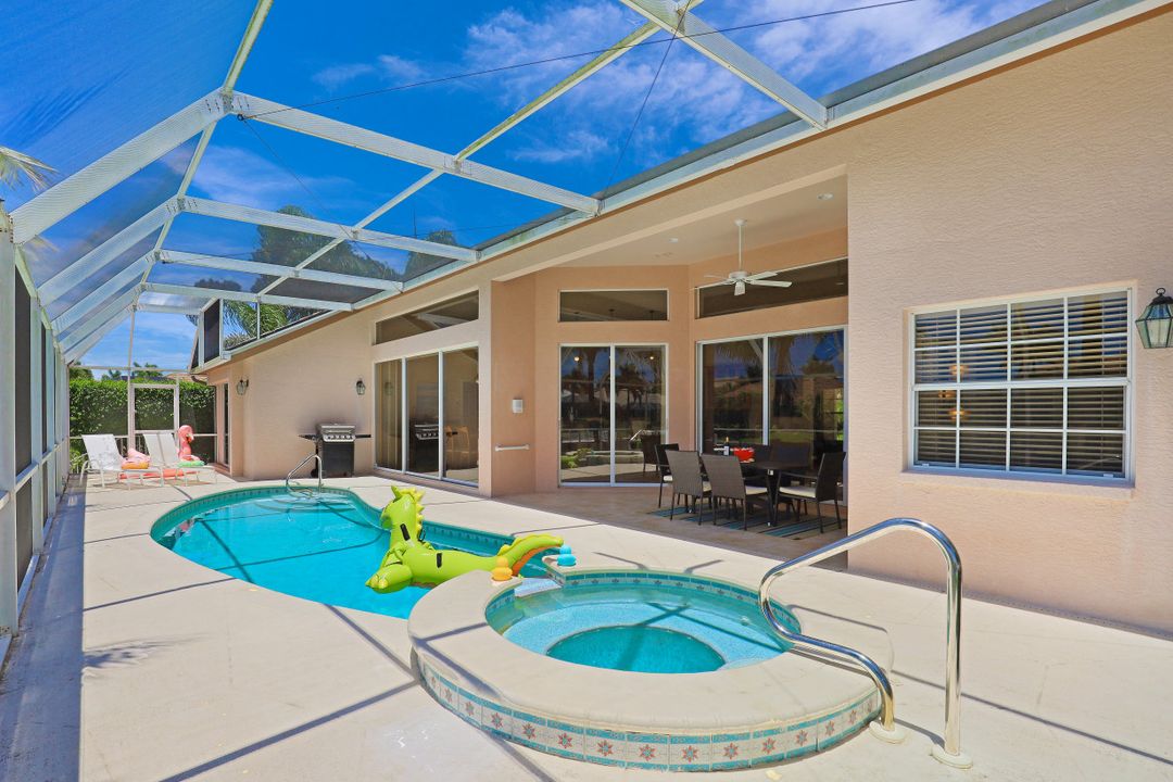 951 Olive Ct, Marco Island, FL 34145