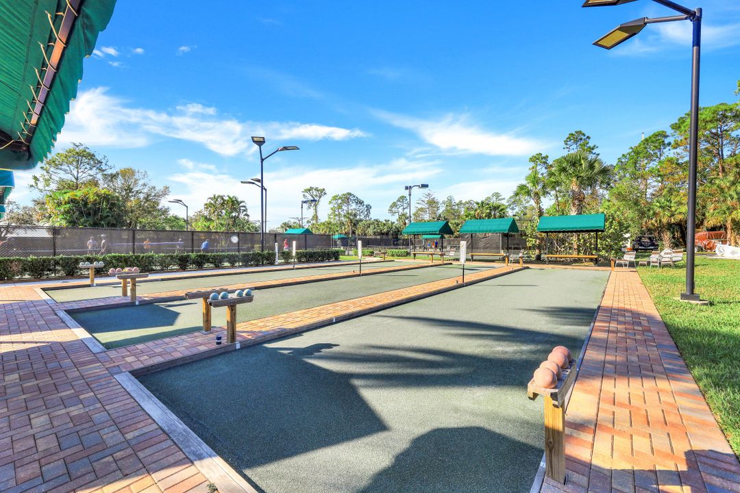 3993 Bishopwood Ct E #206, Naples, FL 34114