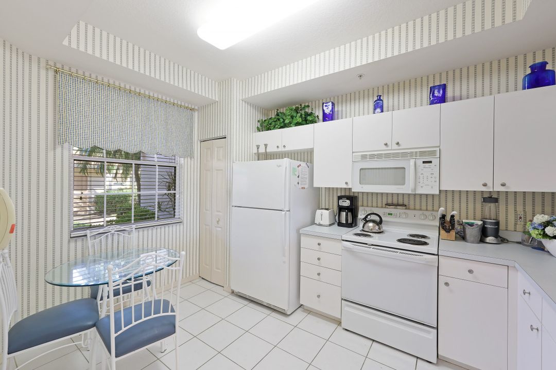 28051 Palmas Grandes Ln, Bonita Springs, FL 34135 #102