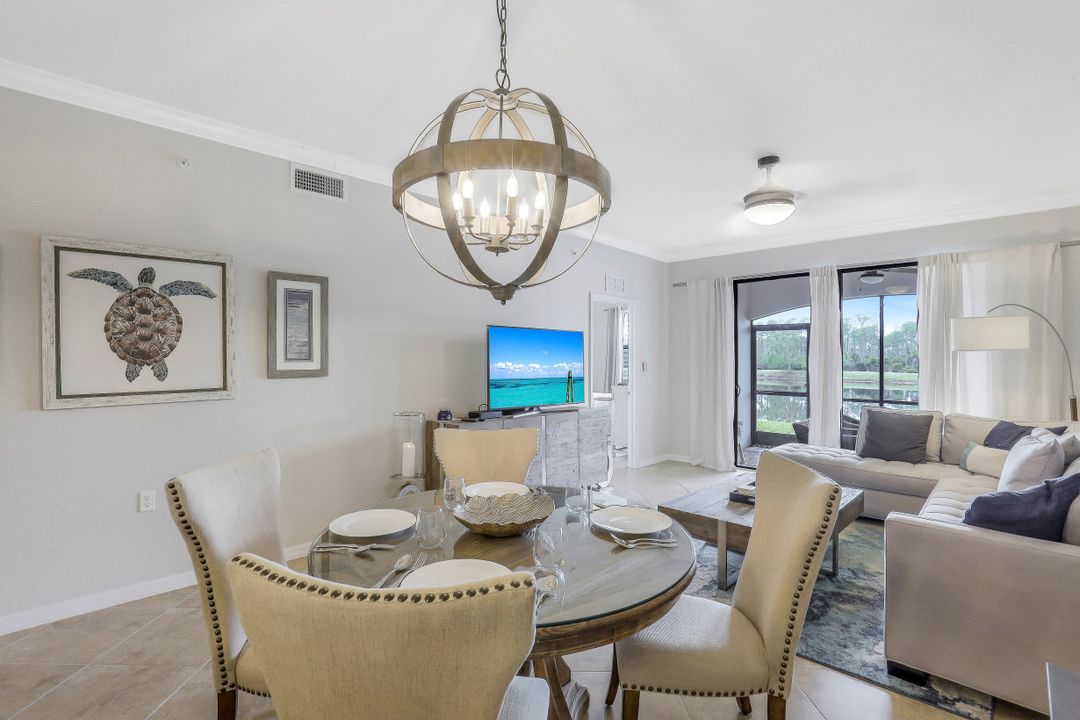 9727 Acqua Ct #415, Naples, FL 34113