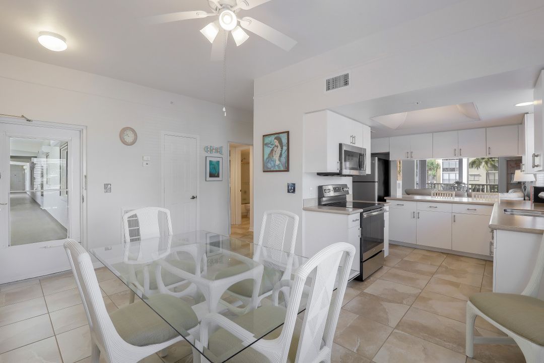4361 Bay Beach Ln #124, Fort Myers Beach, FL 33931