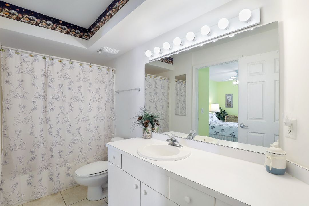 15505 Cedarwood Ln #204, Naples, FL 34110