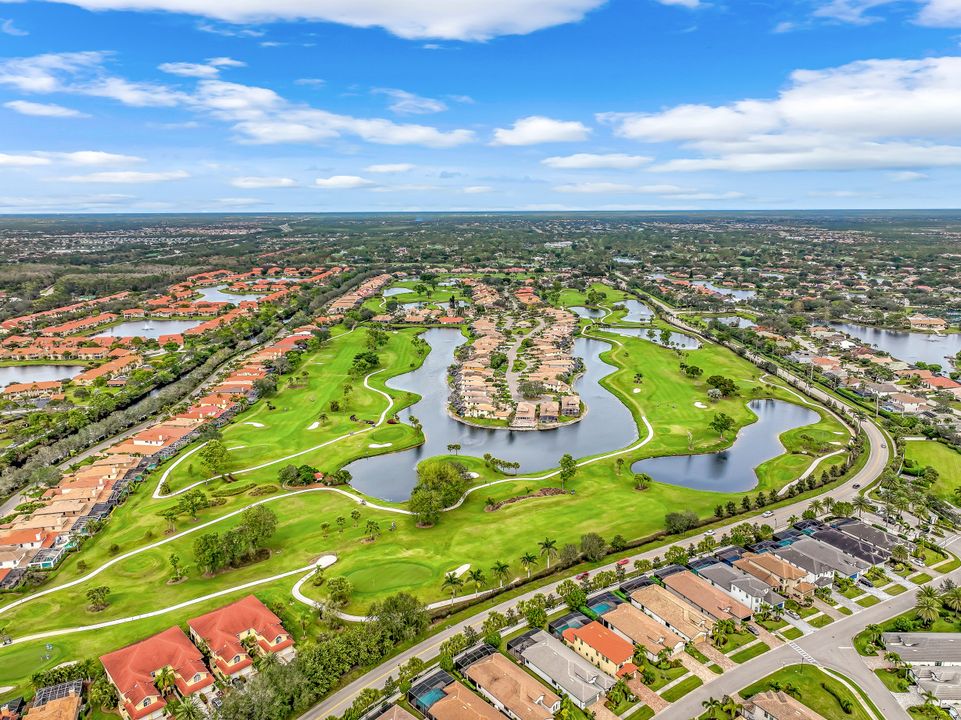 10020 Heather Ln #903, Naples, FL 34119