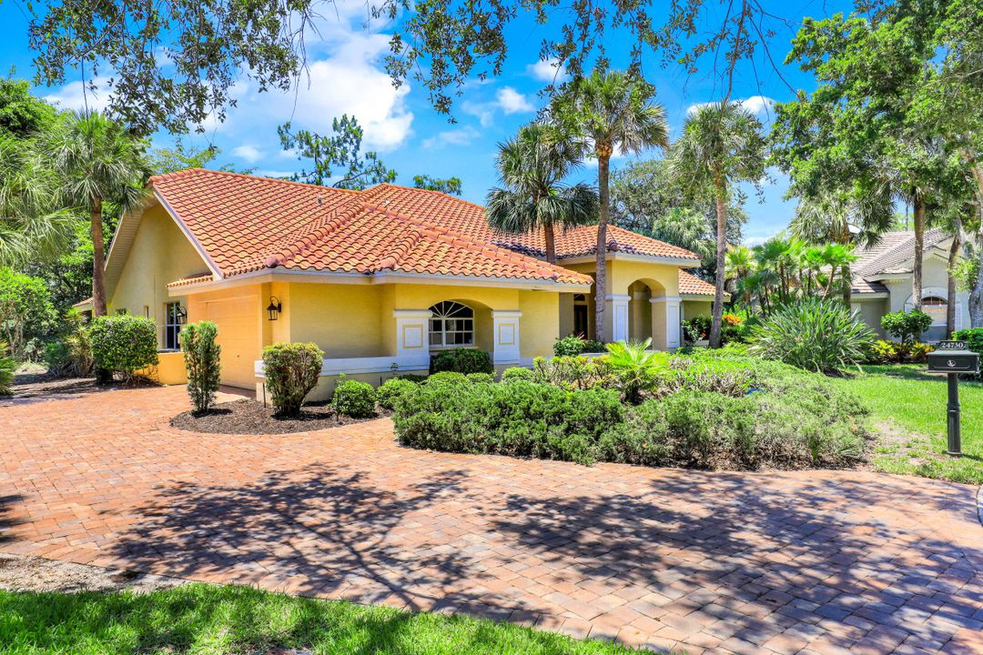 24730 Lyonia Ln, Bonita Springs, FL 34134