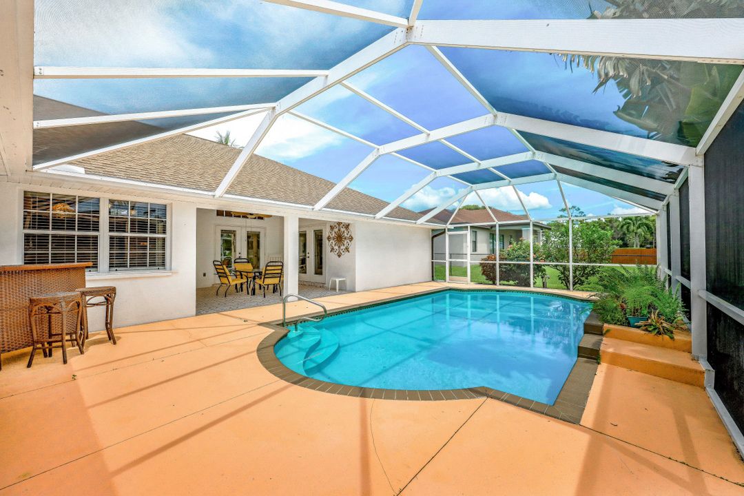 2310 SW 18th St, Cape Coral, FL 33991