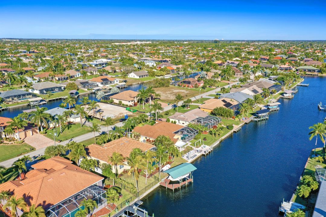 2902 SW 40th St, Cape Coral, FL 33914