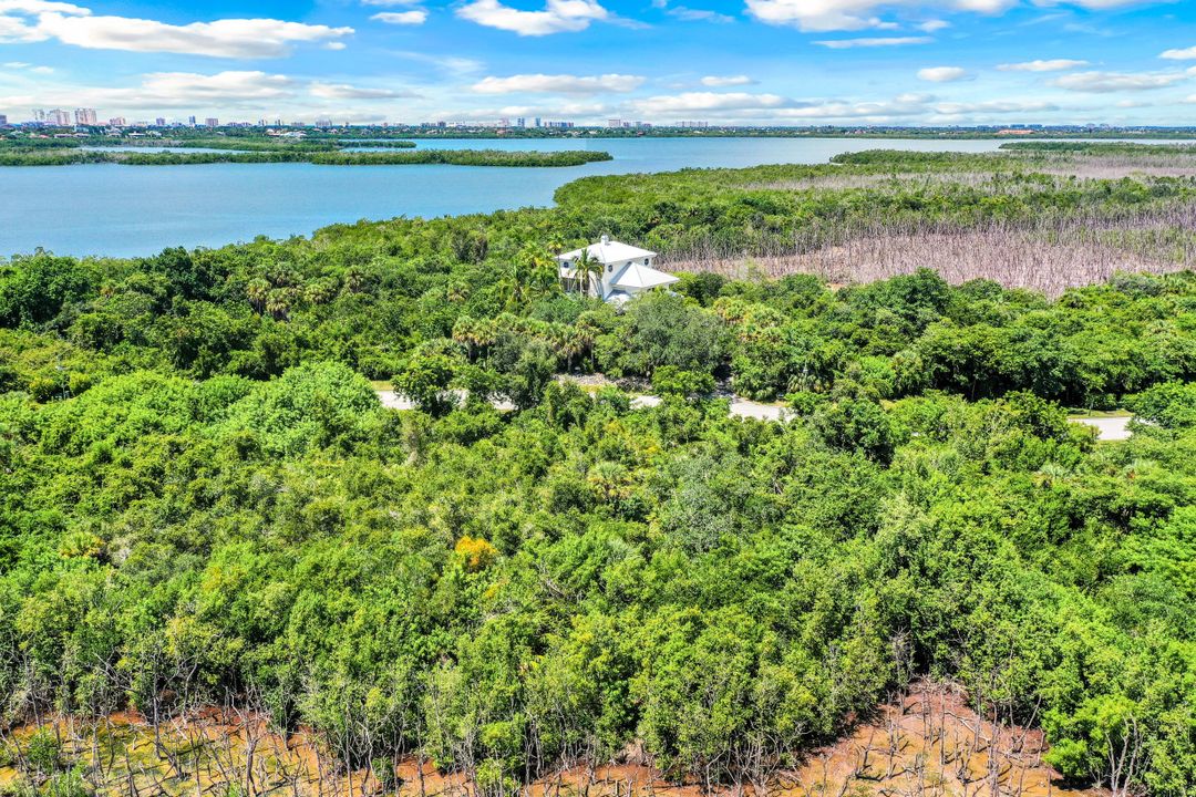 828 Whiskey Creek Dr, Marco Island, FL 34145