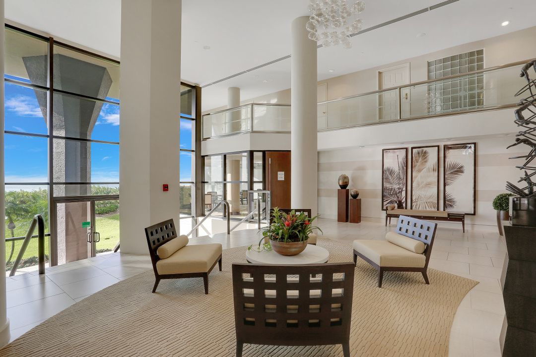 4951 Gulf Shore Blvd N #PH-402, Naples, FL 34103