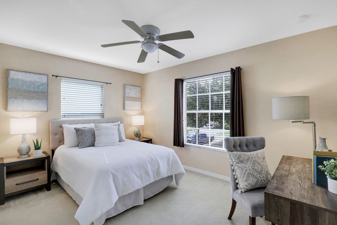 1370 Weeping Willow Ct, Cape Coral, FL 33909