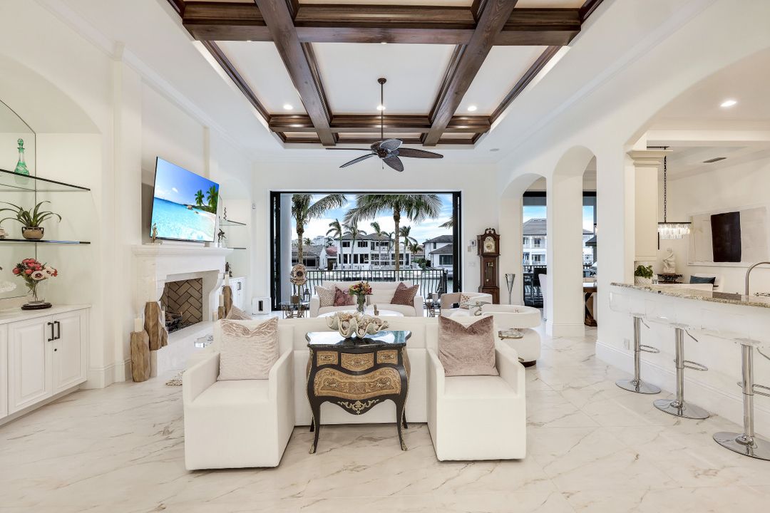 403 Seabee Ave, Naples, FL 34108