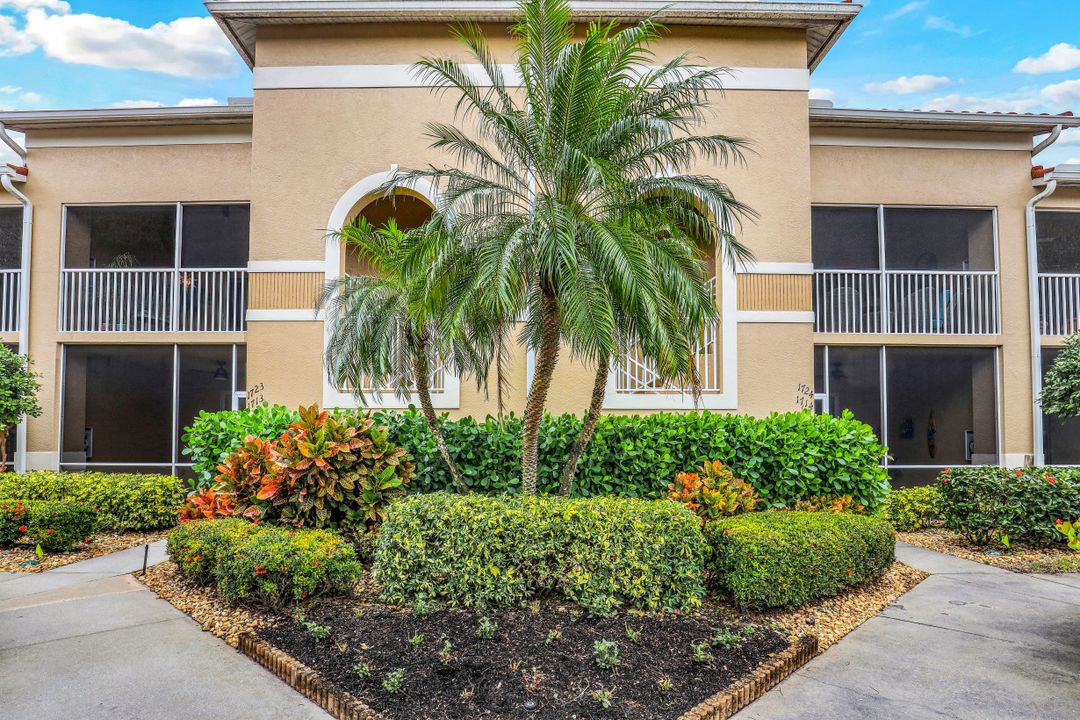 2870 Cypress Trace Cir #1713, Naples, FL 34102