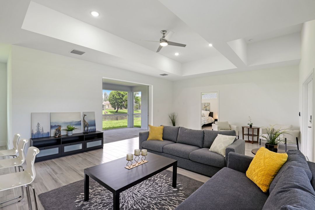 853 SW 13th St, Cape Coral, FL 33991