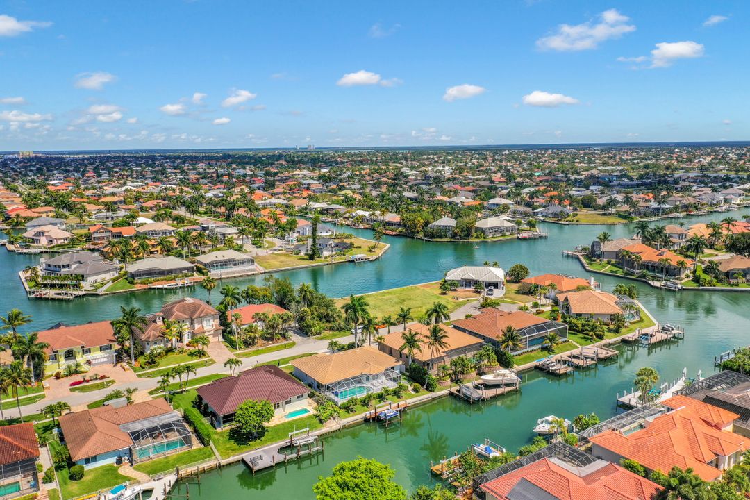 1161 Twin Oak Ct, Marco Island, FL 34145