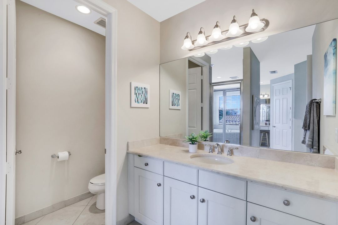 3054 Hudson Terrace, Naples, FL 34119