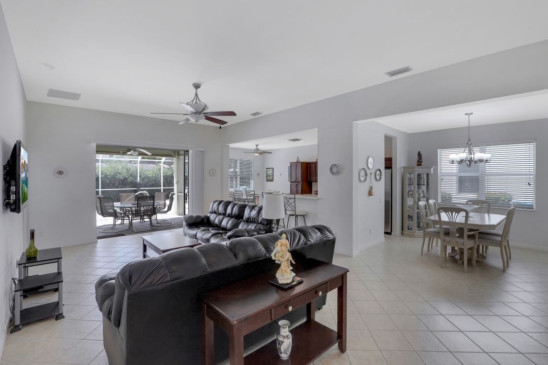 2632 Maraval Ct, Cape Coral, FL 33991