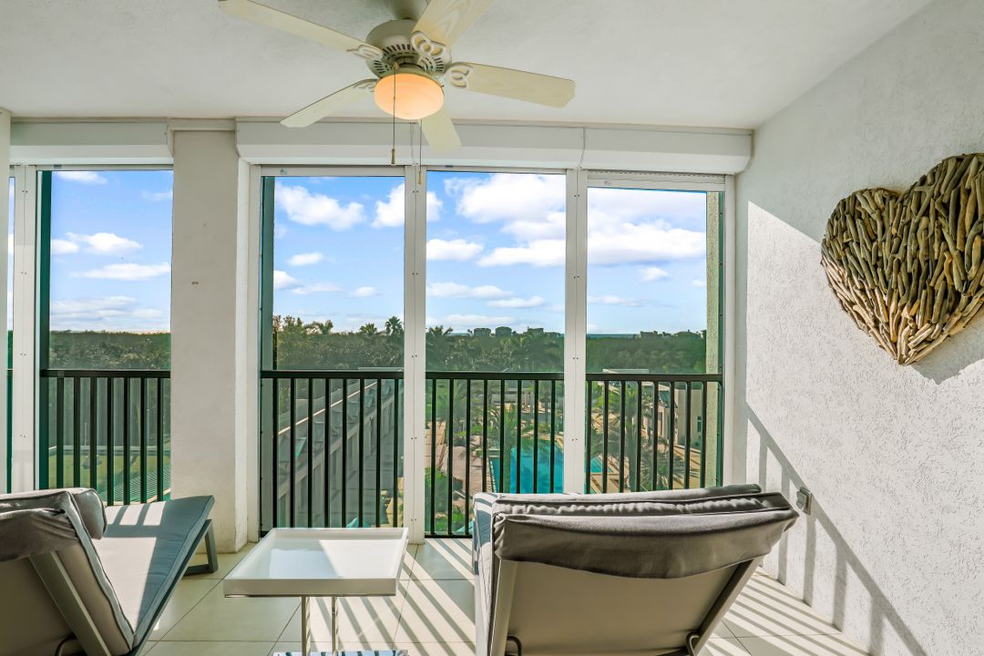 7515 Pelican Bay Blvd #4b, Naples, FL 34108