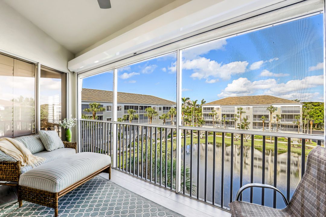 7734 Pebble Creek Cir #303, Naples, FL 34108