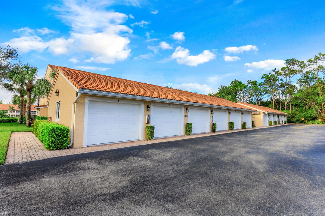 2365 Bayou Ln #3, Naples, FL 34112