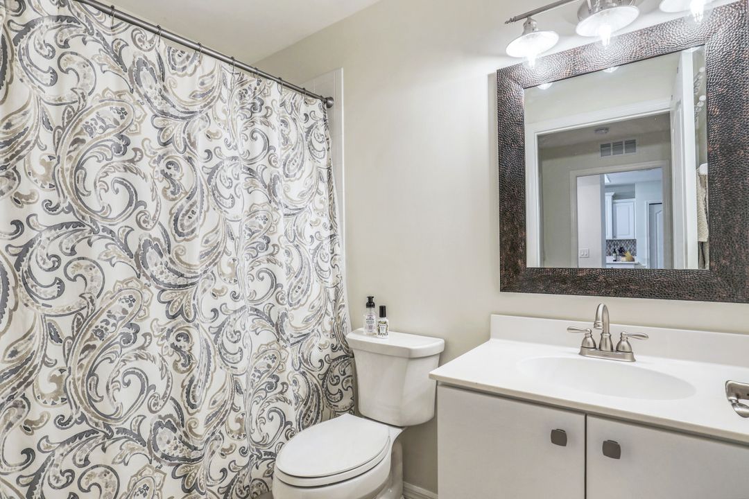 2870 Cypress Trace Cir #1713, Naples, FL 34102