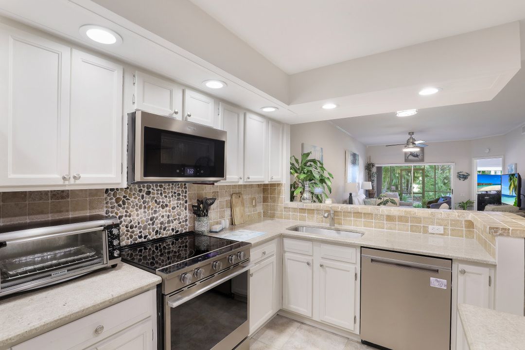 3900 Leeward Passage Ct, Bonita Springs, FL 34134