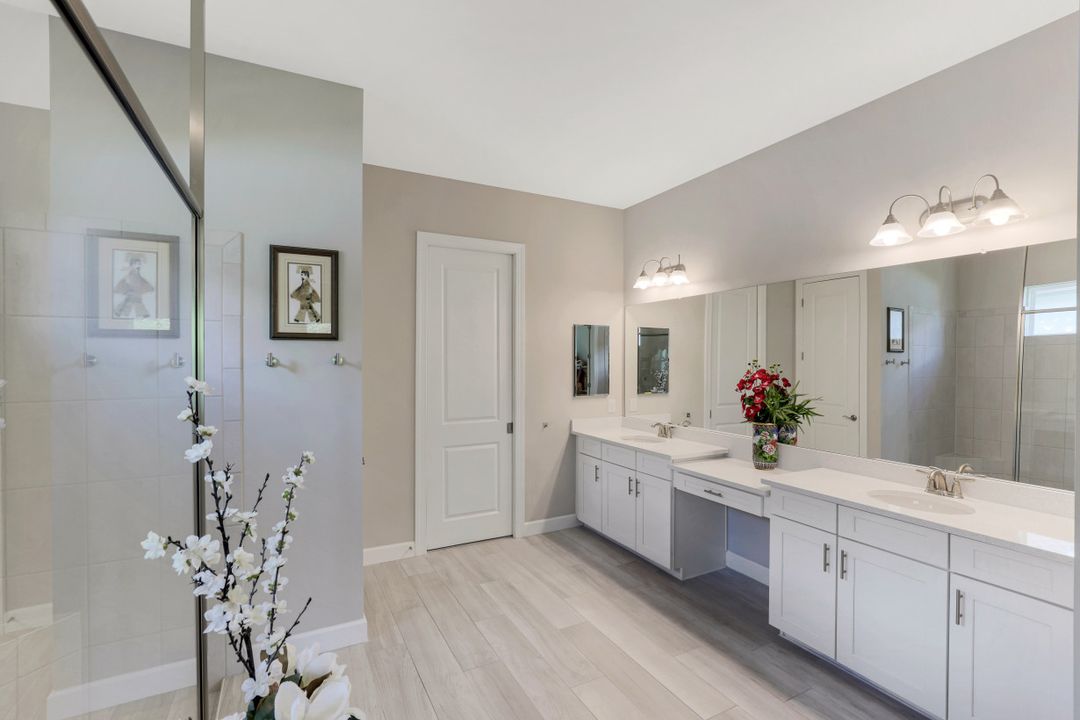 3227 Quilcene Ln, Naples, FL 34114