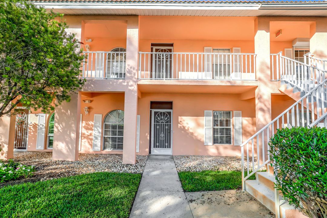 565 Augusta Blvd  #2-4, Naples, FL 34113
