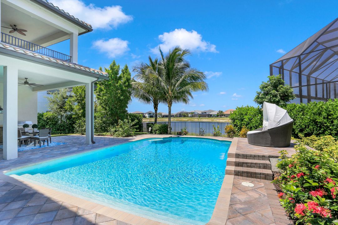 4600 Azalea Dr, Naples, FL 34119