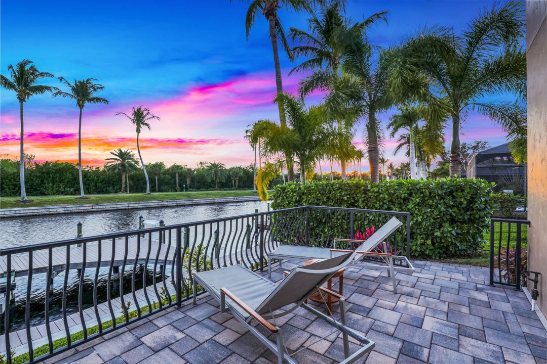 2030 El Dorado Pkwy W, Cape Coral, FL 33914