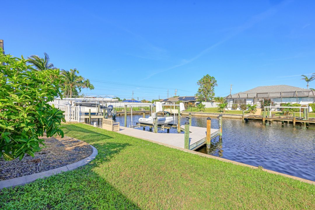 109 SE 42nd Terrace, Cape Coral, FL 33904