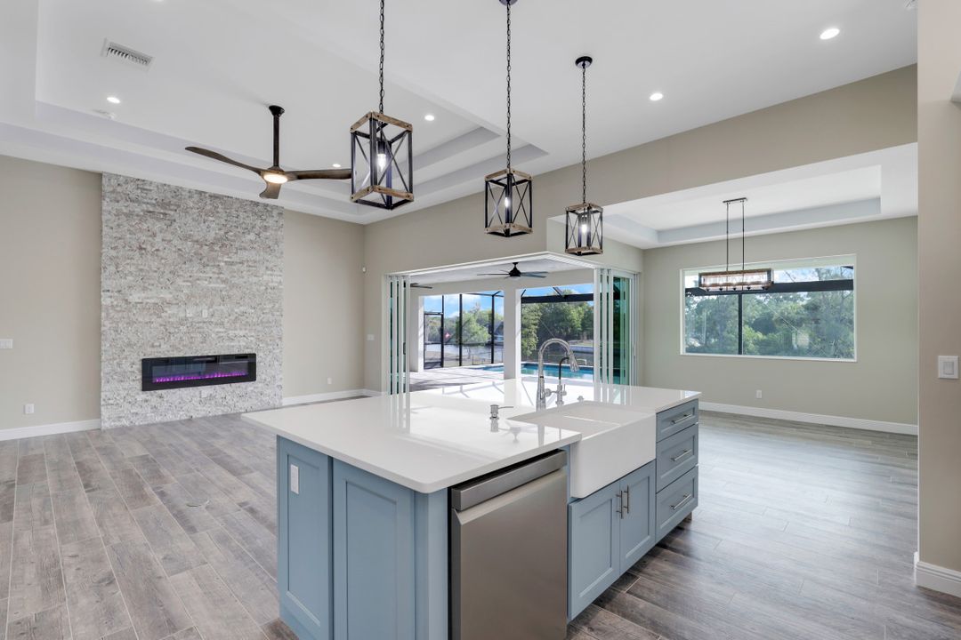 2833 NW 41st Ave, Cape Coral, FL 33993