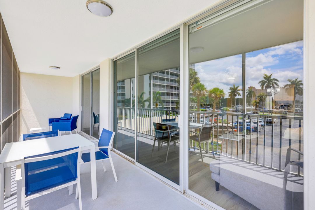 5 Bluebill Ave #210, Naples, FL 34108