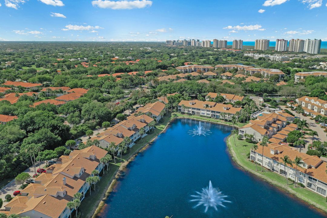 8345 Excalibur Cir #M-12, Naples, FL 34108