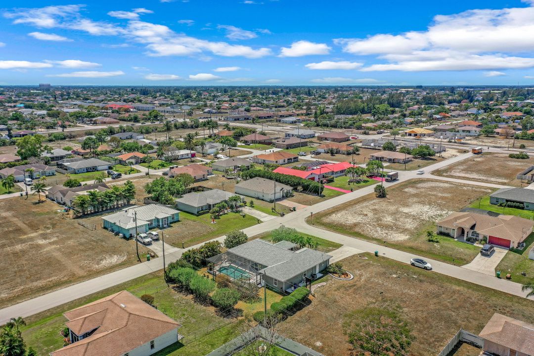 3015 SW 7th Ave, Cape Coral, FL 33914