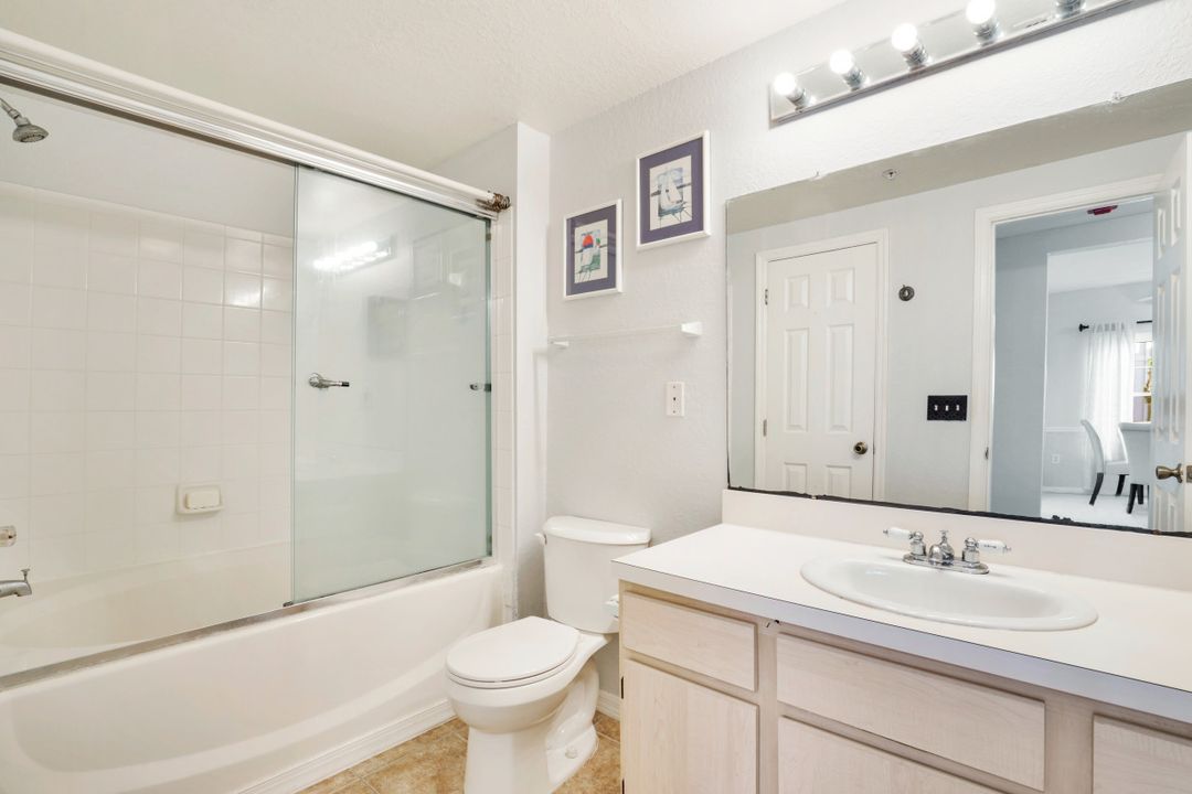 23600 Walden Center Dr #202, Estero, FL 34134