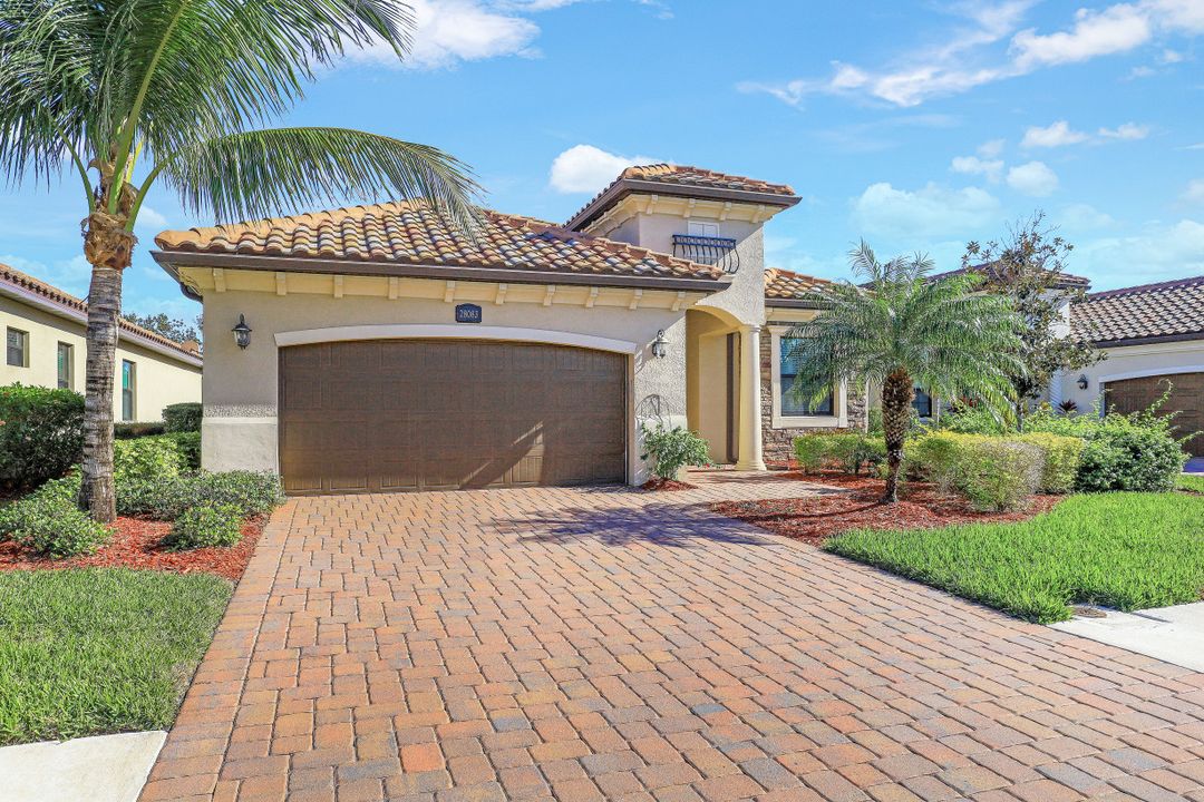 28083 Edenderry Ct, Bonita Springs, FL 34135