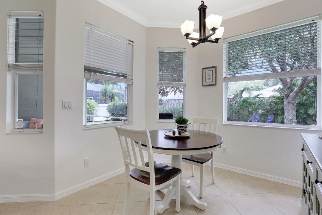 8392 Laurel Lakes Blvd, Naples, FL 34119