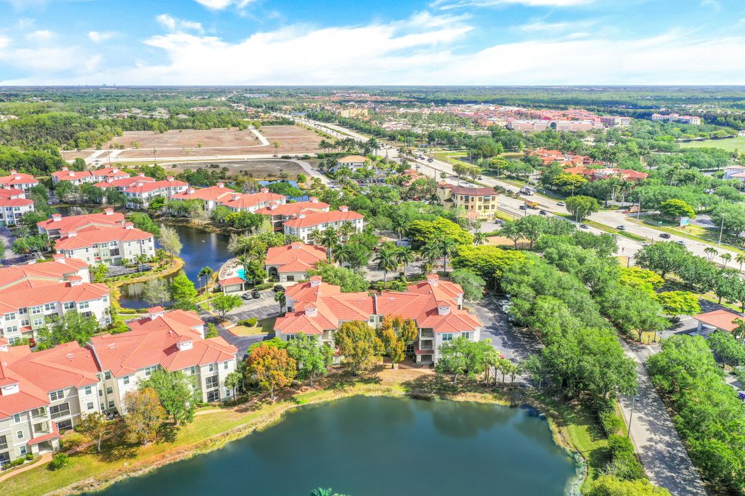 23600 Walden Center Dr #202, Estero, FL 34134