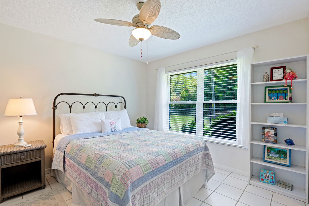 206 SE 45th St, Cape Coral, FL 33904