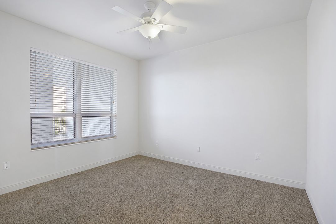 4182 Bay Beach Ln #743, Fort Myers Beach, FL 33931