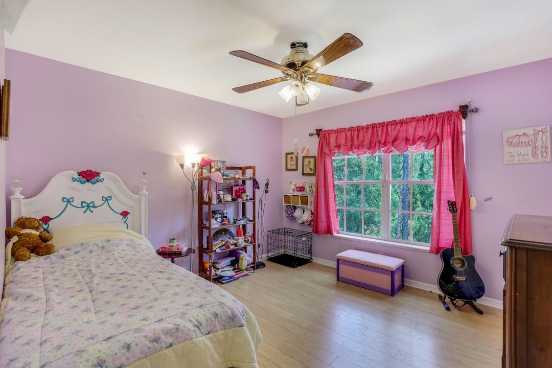 5700 Cypress Hollow Way, Naples, FL 34109