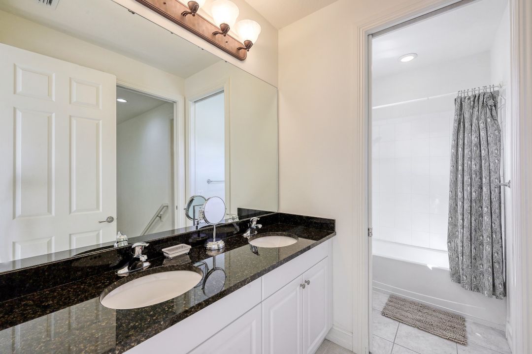 9128 Delano St #89-2, Naples, FL 34113