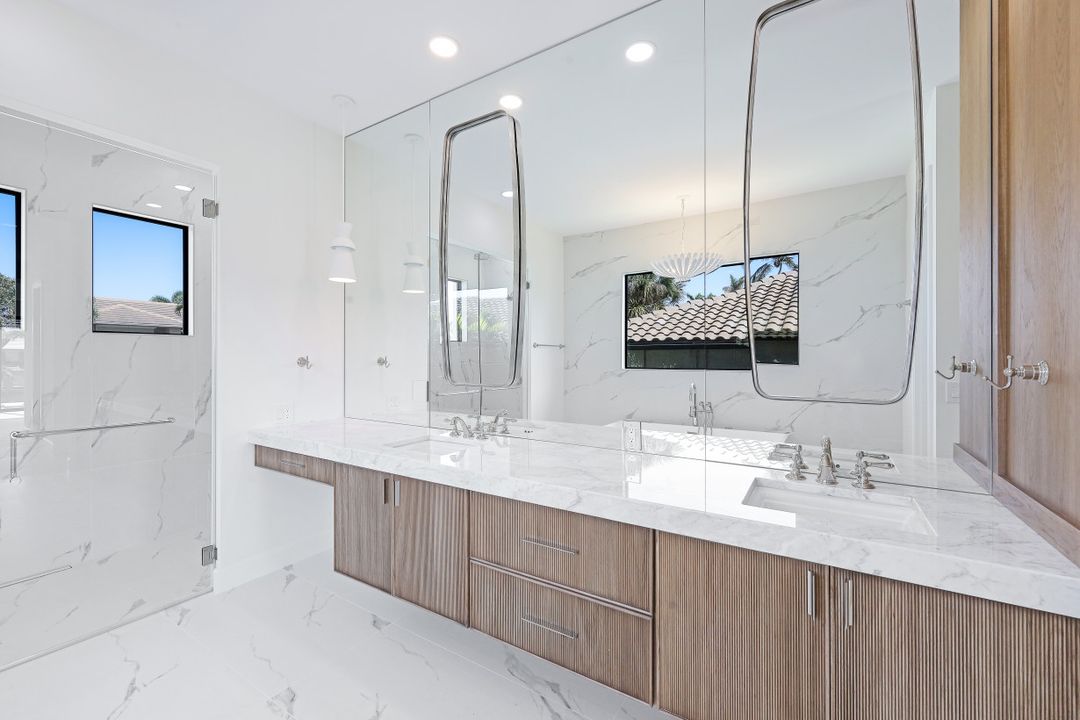 1857 Woodbine Ct, Marco Island, FL 34145