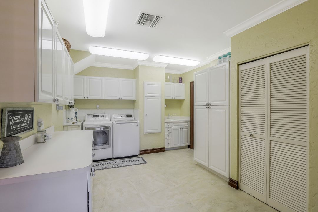 1461 Caxambas Ct, Marco Island, FL 34145