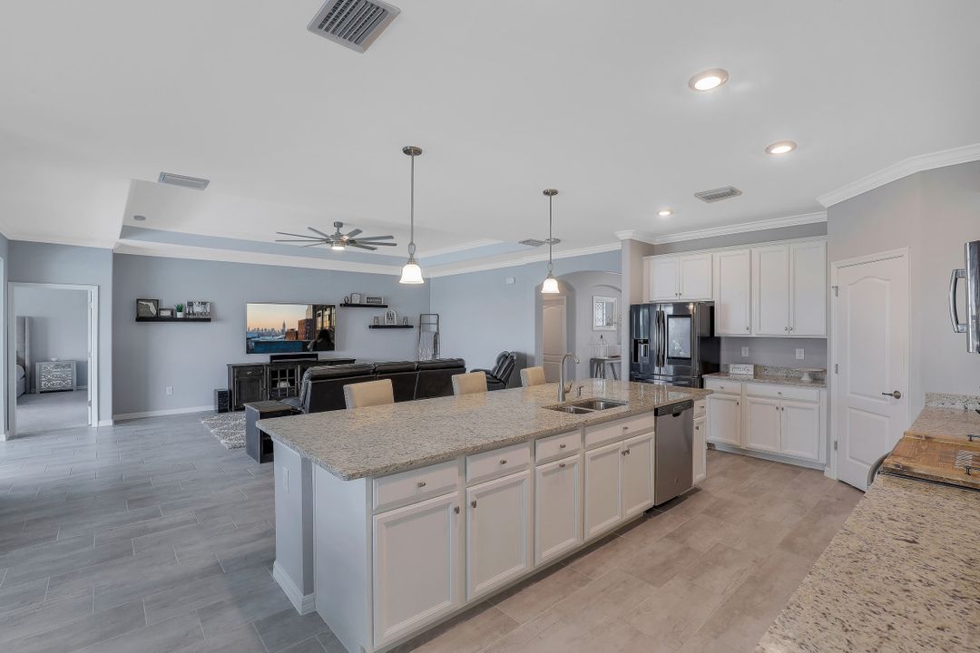 17484 Ashcomb Way, Estero, FL 33928