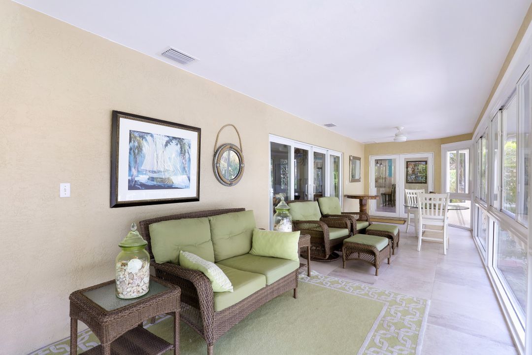 448 Parkhouse Ct, Marco Island, FL 34145