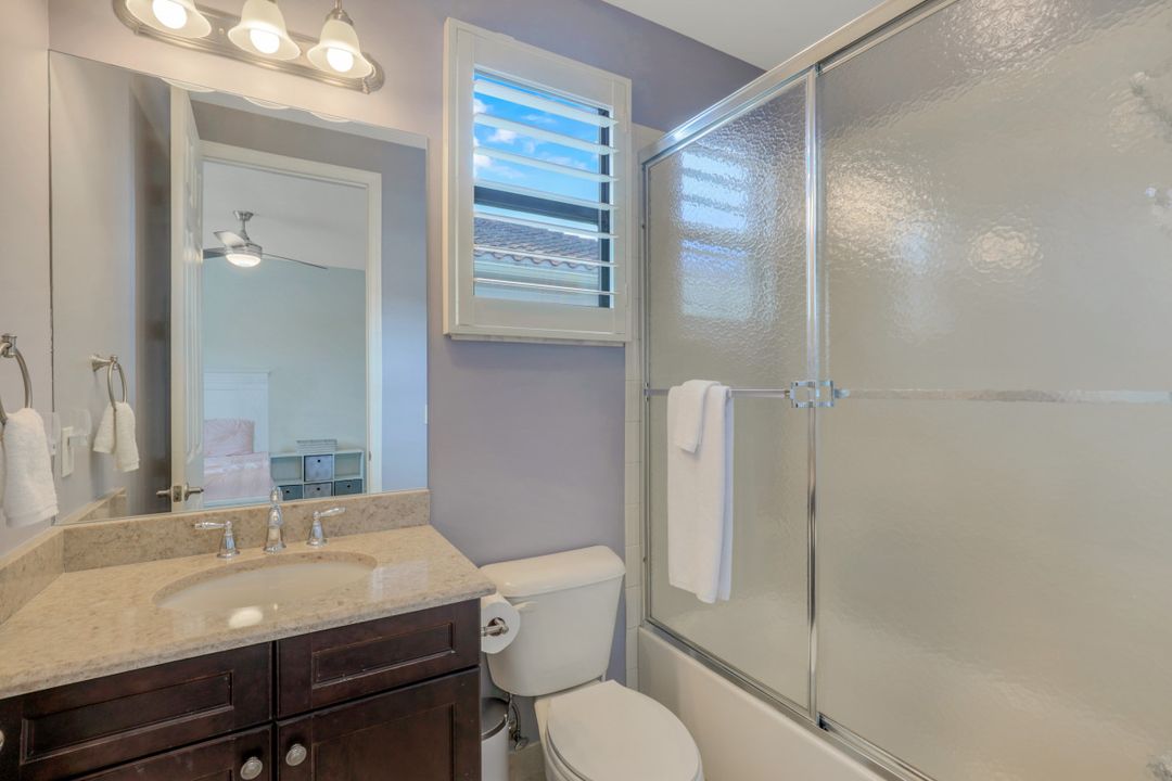 3082 Hudson Ter, Naples, FL 34119