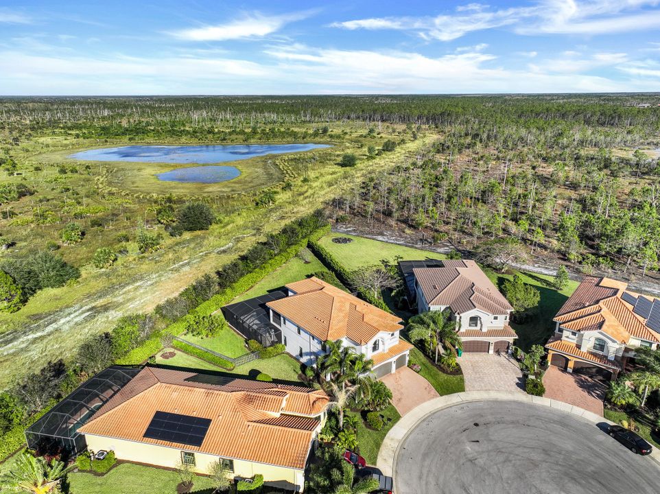 2827 Thunder Bay Circle, Naples, FL 34119